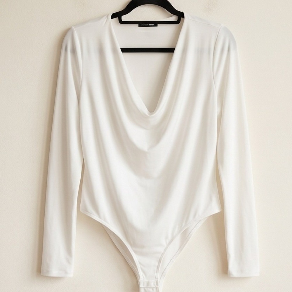 Fashion Nova S White Long Sleeve Cowl Neck Bodysuit Small Fairy Ballet‎ NWT